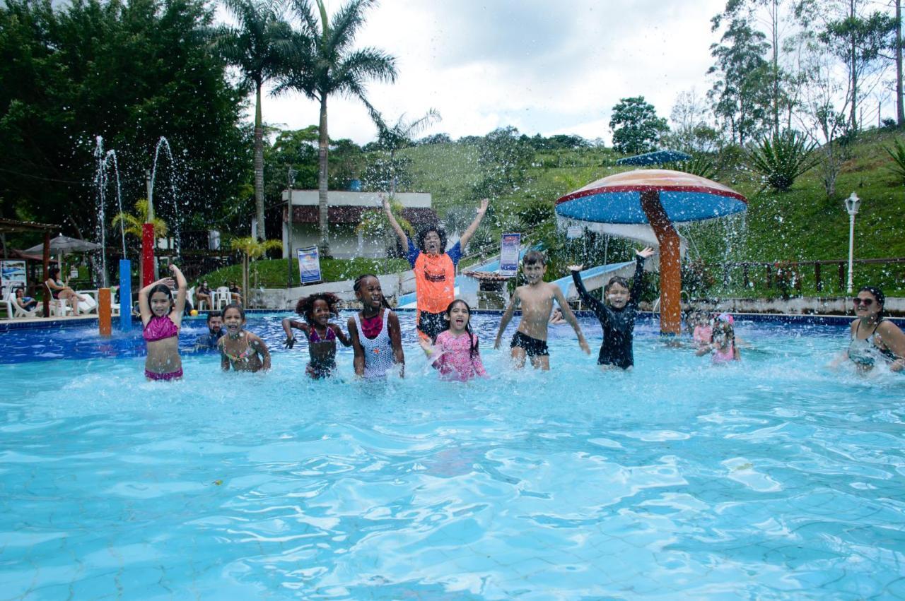 Hotel Fazenda Chiminelli Cachoeiras de Macacu Bagian luar foto